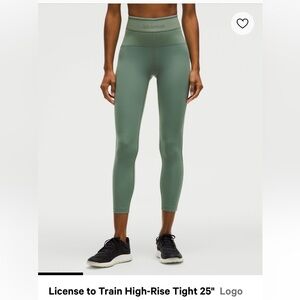 Lululemon license to train pant logo nwt legging 4 green eucalyptus grey
